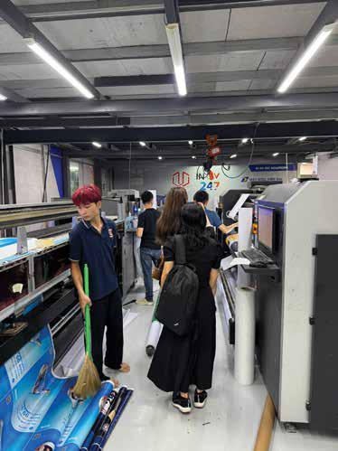 Hình ảnh công ty UV247